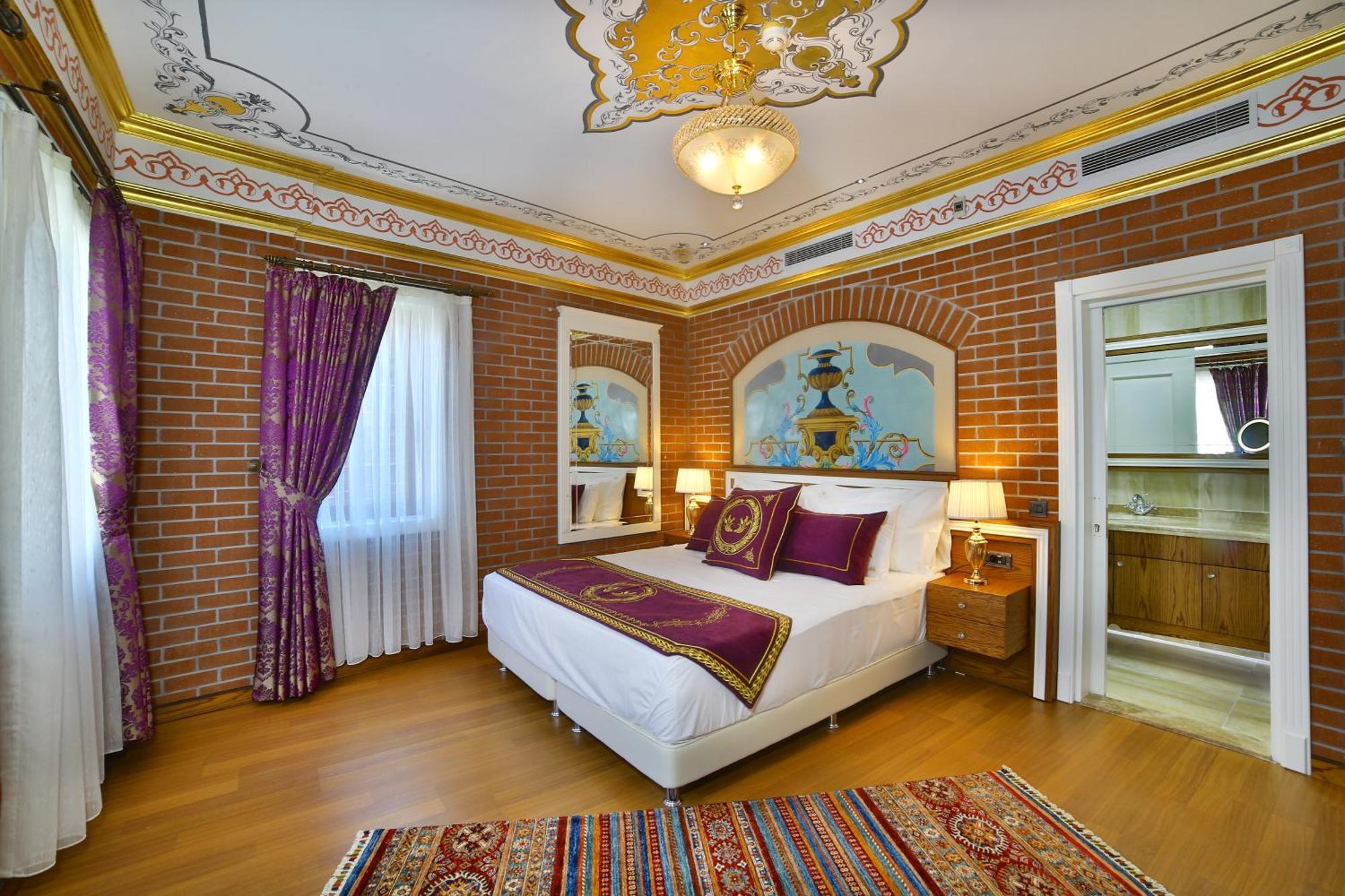 Seven Hills Palace & Spa Истанбул Екстериор снимка