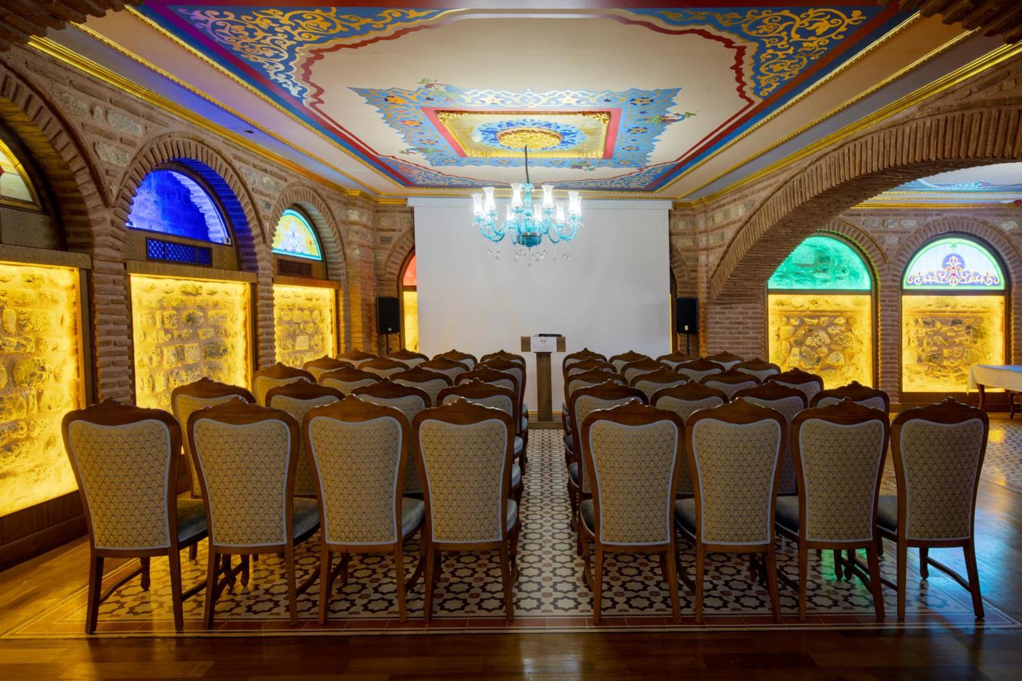 Seven Hills Palace & Spa Истанбул Екстериор снимка