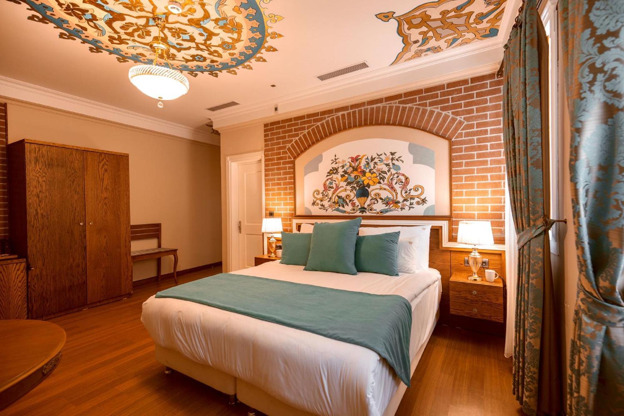Seven Hills Palace & Spa Истанбул Екстериор снимка